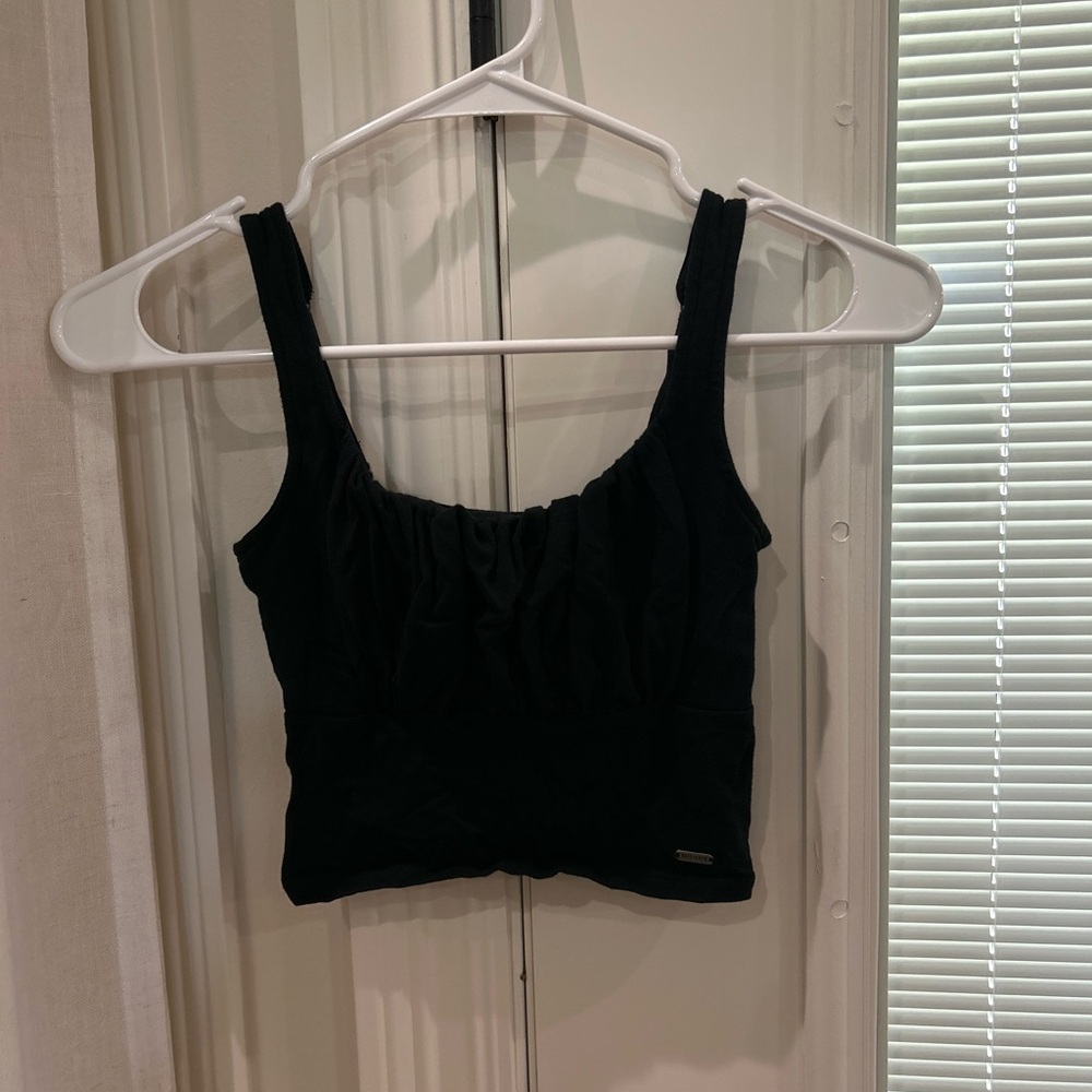 Hollister Black Must-Have Collection Top